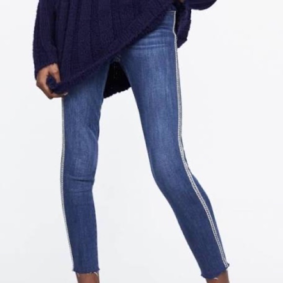 Zara basic rhinestone tuxedo striped jeans size 6